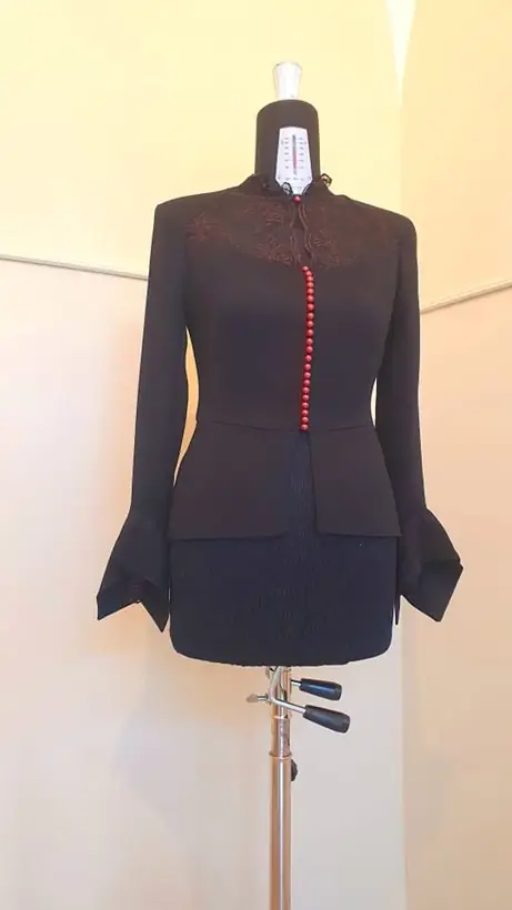 Taior lucrat în atelier